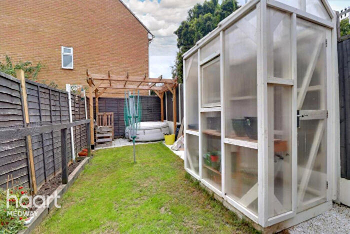 2 Bedroom Terraced House To Rent In Lumsden Terrace, Chatham, ME4