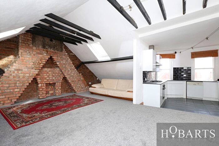 3 Bedroom Flat To Rent In Park Road, Crouch End, London, United Kingdom, N8