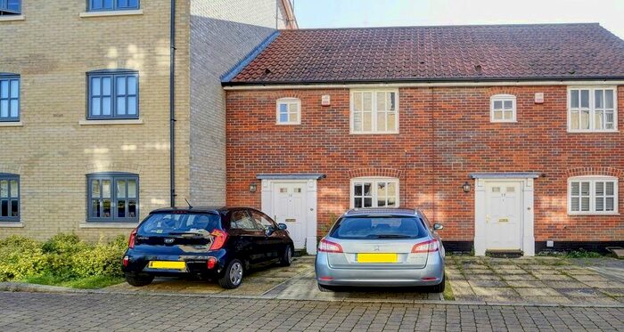 3 Bedroom Terraced House To Rent In New Mills Yard, Norwich, NR3