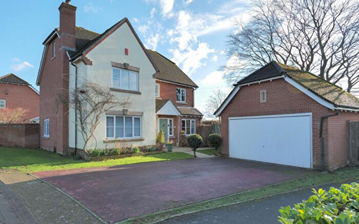 5 Bedroom Detached House For Sale In St Georges Place, Semington, BA14