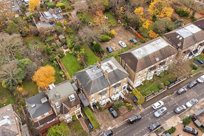 5 Bedroom Semi Detached House For Sale In Cumberland Park, Poets Corner, Acton, London, W3