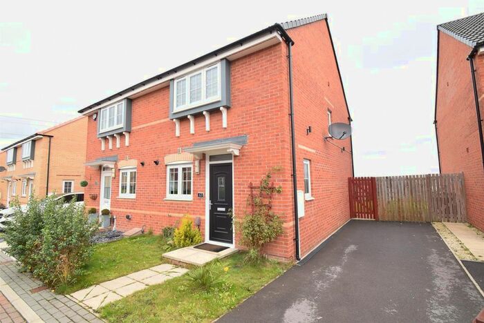 3 Bedroom Semi-Detached House To Rent In Corbett Drive, Wakefield WF2