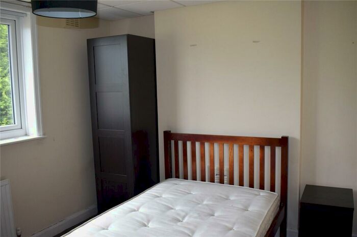 4 Bedroom Semi-Detached House To Rent In Kingswood Road, Manchester, Greater Manchester, M14