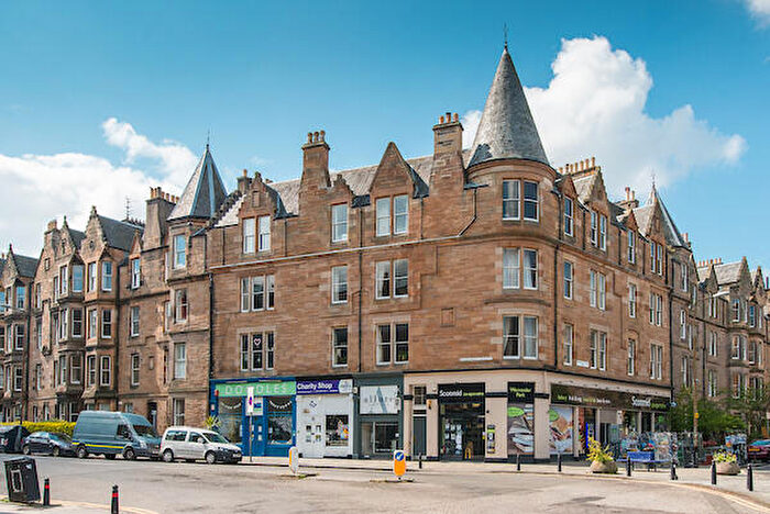 4 Bedroom Flat To Rent In Marchmont Crescent, Marchmont, Edinburgh, EH9