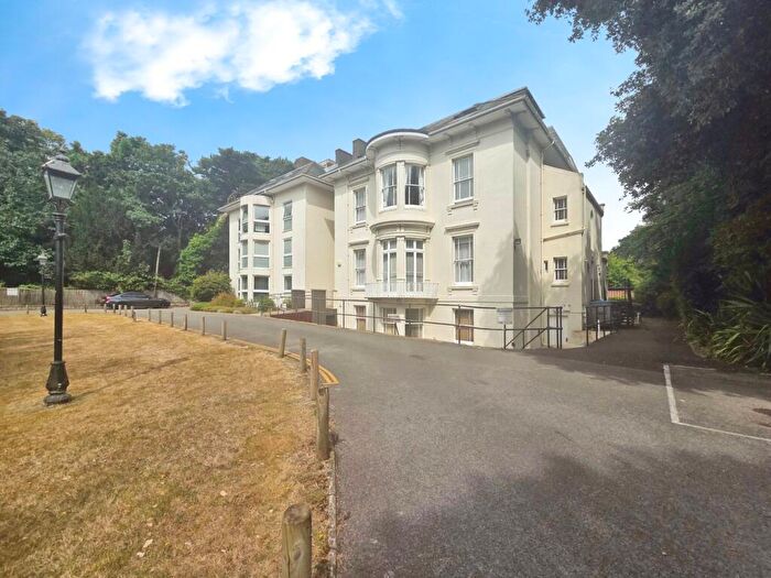 1 Bedroom Apartment For Sale In Christchurch Road, Bournemouth, BH1
