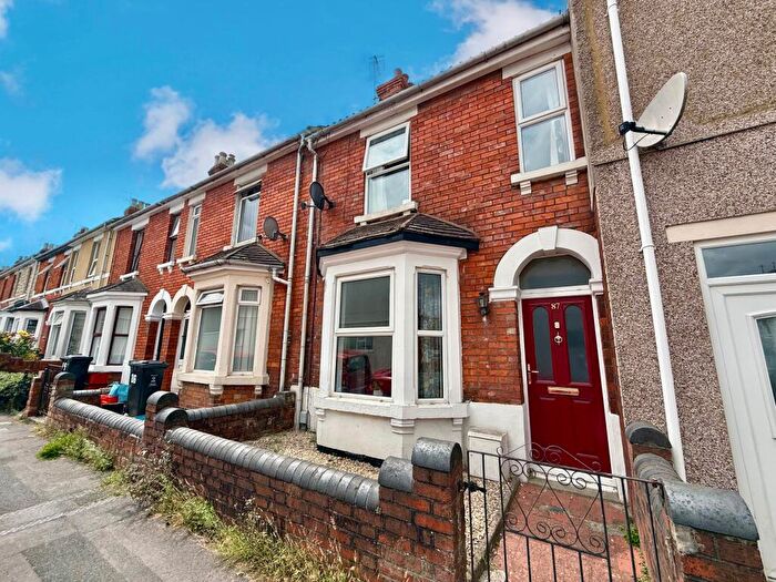 3 Bedroom Terraced House For Sale In Kent Road, Old Town, Swindon, SN1