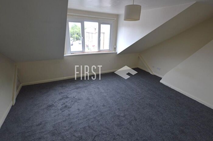 Studio To Rent In Lansdowne Road, Aylestone, LE2