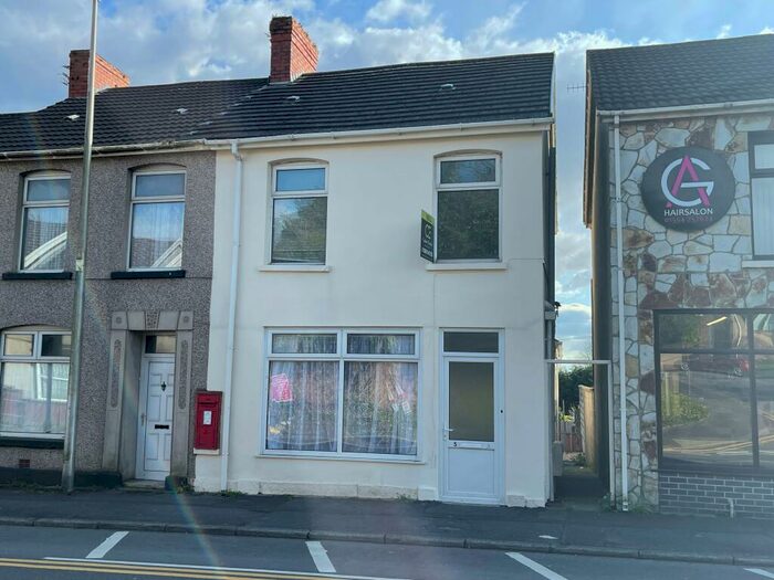 2 Bedroom Flat To Rent In Frondeg Terrace, Llanelli, Carmarthenshire, SA15