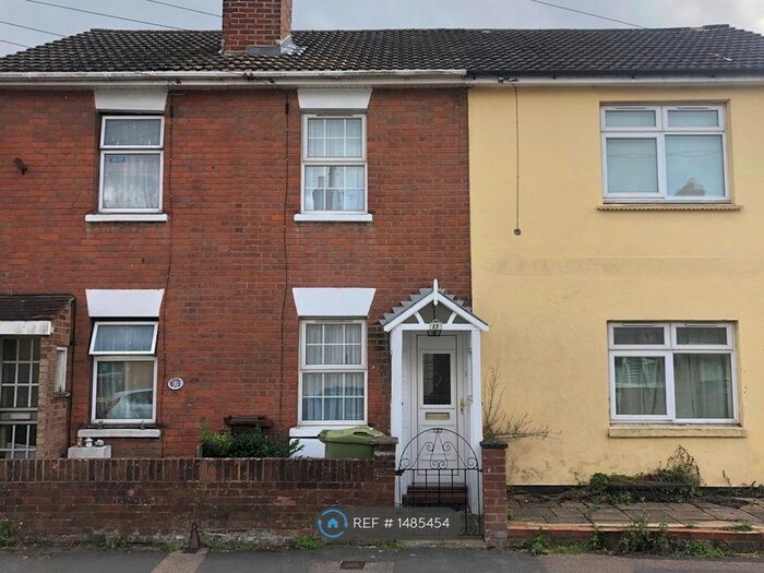 2 Bedroom Terraced House To Rent In Holden Park Road, Tunbridge Wells, TN4