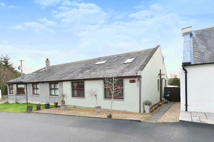 3 Bedroom Bungalow For Sale In Ladyton Drive, Galston KA4