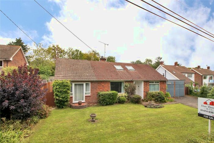 3 Bedroom Bungalow For Sale In Henley Street, Luddesdown, Gravesend, Kent, DA13