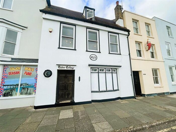 4 Bedroom Terraced House To Rent In Beach Street, Deal, CT14