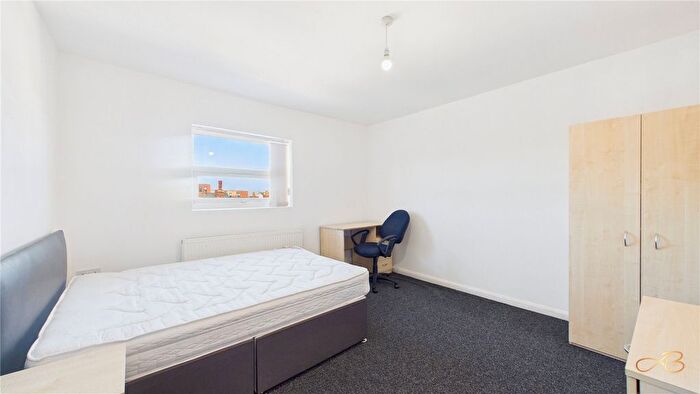 1 Bedroom Detached House To Rent In Woodlands Road, Middlesbrough, North Yorkshire, TS1