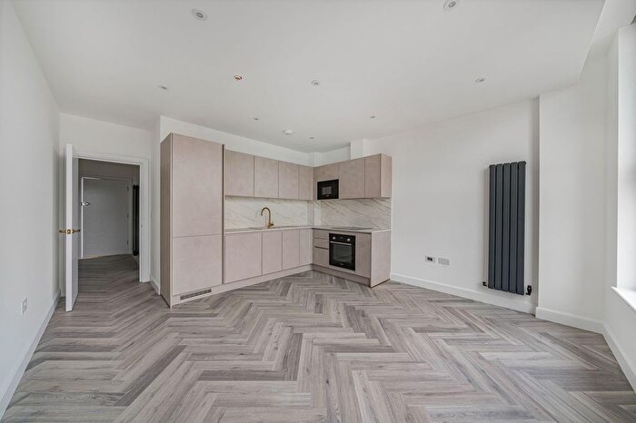 1 Bedroom Flat To Rent In Flat Telegraph House - Hythe Street, Kent, Kent, DA1