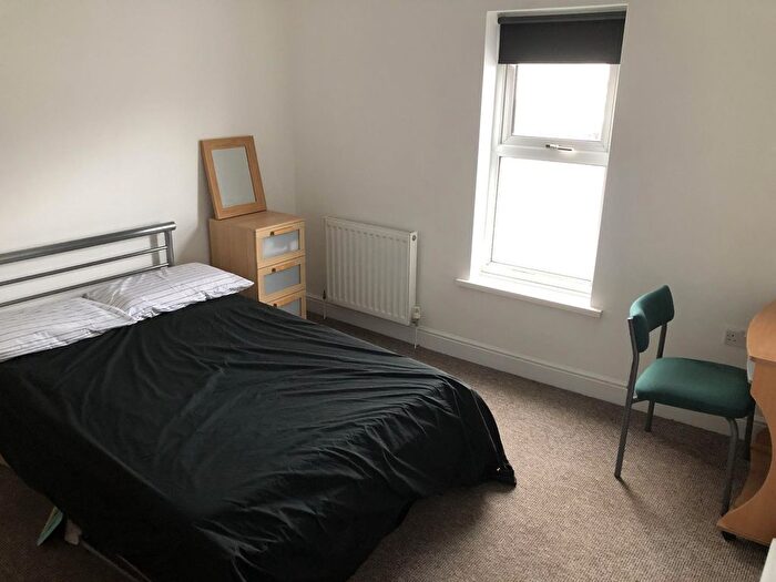 4 Bedroom Semi-detached House To Rent In Severn Street, Lincoln, LN1
