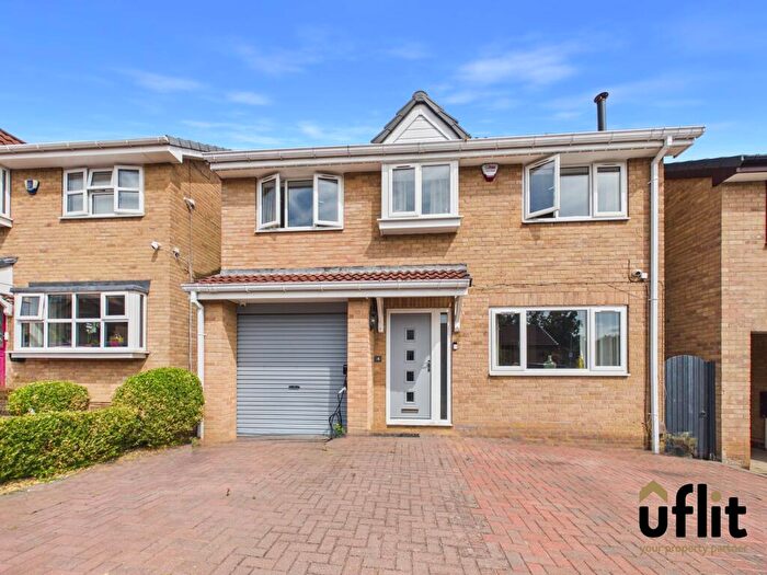 4 Bedroom Detached House For Sale In Thorpefield Close, Thorpe Hesley, Rotherham, S61