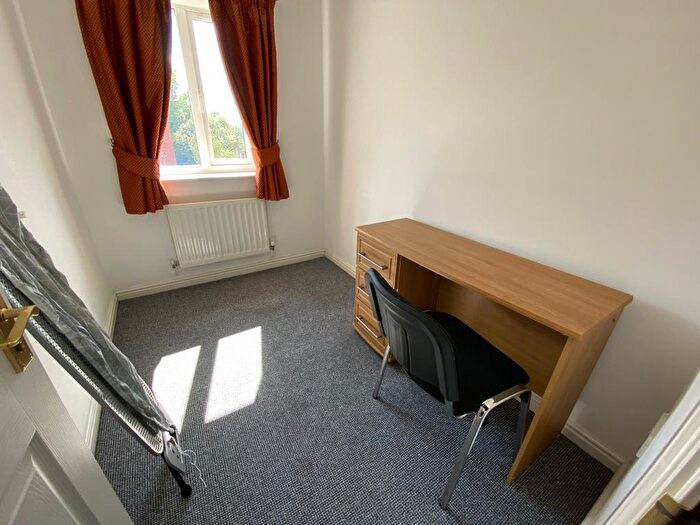 4 Bedroom Town House To Rent In Raleigh Close, Trent Vale, ST4