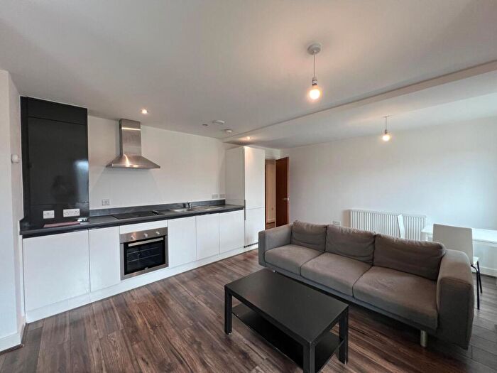 2 Bedroom Flat To Rent In The Drapery, Fabrick Lombard Street, Birmingham, B12