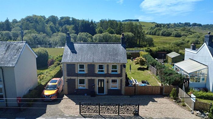 3 Bedroom Property For Sale In Tynreithyn, Tregaron, SY25