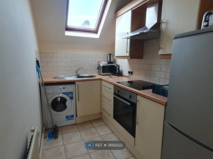 1 Bedroom Flat To Rent In Langsett Road, Sheffield, S6