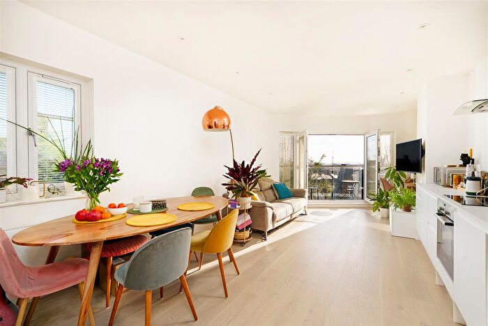 1 Bedroom Flat To Rent In Nicoll Road, London, NW10