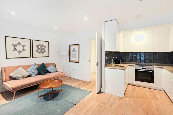 2 Bedroom Flat To Rent In Fulham High Street, London, SW6