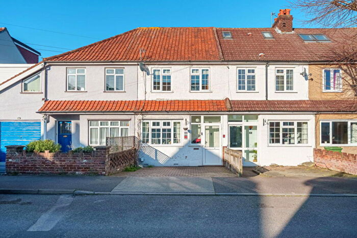 2 Bedroom Terraced House For Sale In Tolworth Road, Surbiton, KT6