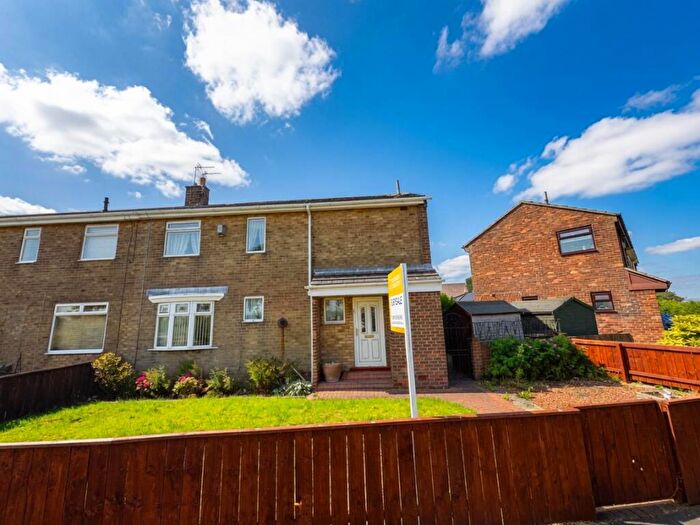 3 Bedroom Semi-Detached House For Sale In Henry Avenue, Bowburn, Durham, DH6