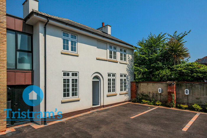 2 Bedroom Apartment To Rent In Victoria House, Bramcote, NG9