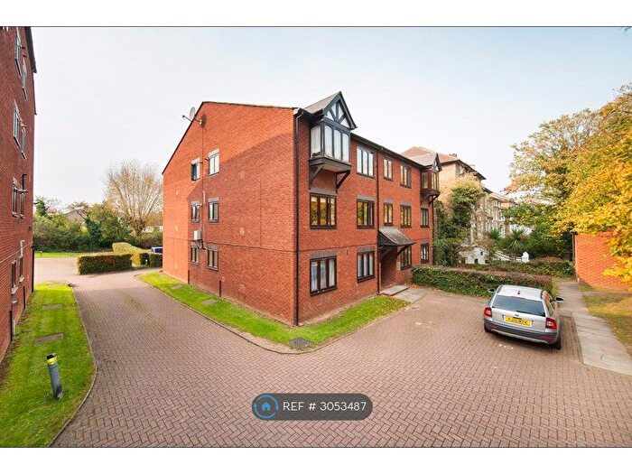 1 Bedroom Flat To Rent In Burnt Ash Hill, London, SE12