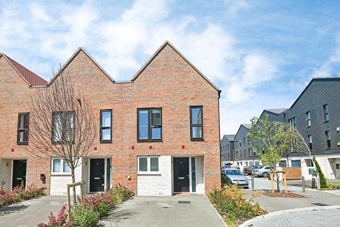 2 Bedroom End Terrace House For Sale In Constance Close, Rochester, Kent, ME1