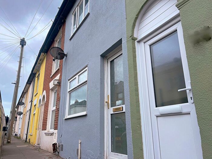 2 Bedroom Terraced House To Rent In St. Stephens Road, Portsmouth, PO2