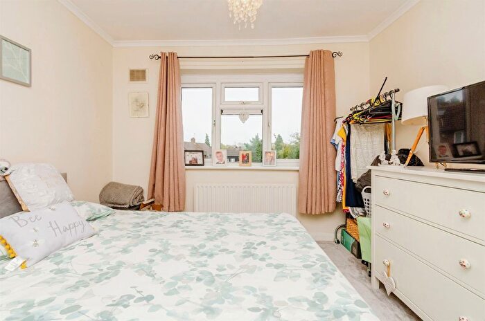 2 Bedroom Semi-Detached House For Sale In Wilkes Avenue, Walsall, WS2