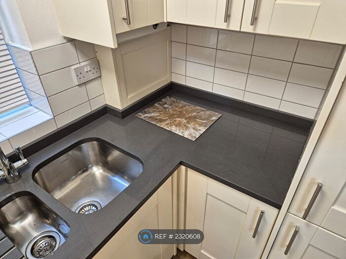 1 Bedroom Flat To Rent In Church Road, Richmond, TW10