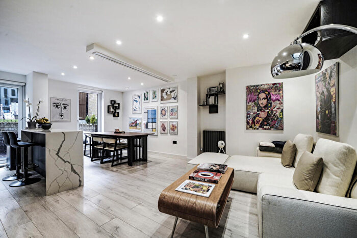 2 Bedroom Flat To Rent In Boundary Road, St John's Wood, NW8