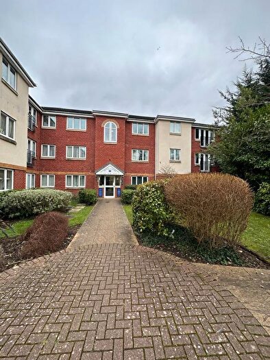 3 Bedroom Flat To Rent In Hume Way, Ruislip, HA4