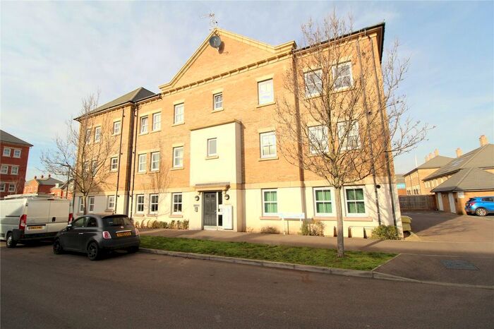 2 Bedroom Flat To Rent In Rainbow Road, Erith, DA8