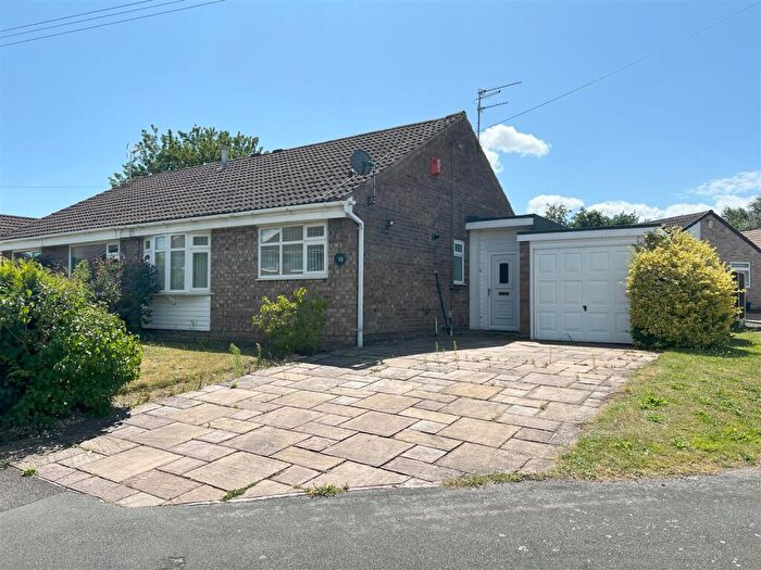 2 Bedroom Semi-Detached Bungalow To Rent In Naseby Road, Congleton, CW12
