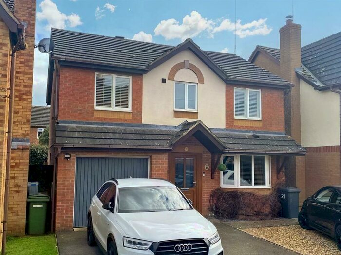 4 Bedroom Detached House For Sale In Neale Close, Wollaston, NN29