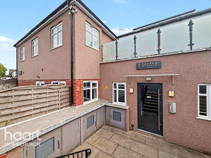 2 Bedroom Apartment To Rent In Purbeck Road, Hornchurch, RM11