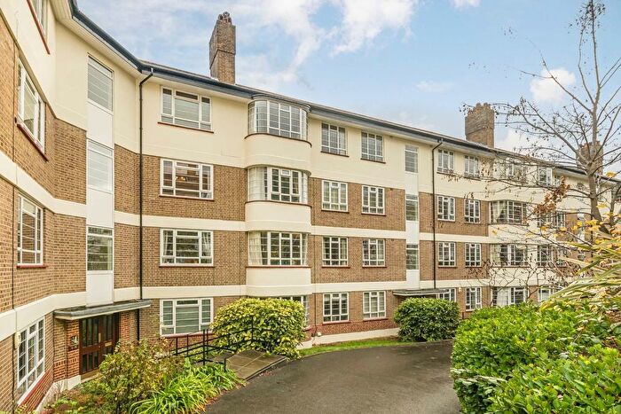2 Bedroom Flat To Rent In Edge Hill, Wimbledon, SW19