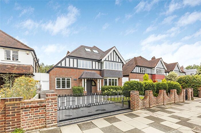 5 Bedroom Detached House For Sale In Petersham Road, Richmond, Surrey, TW10
