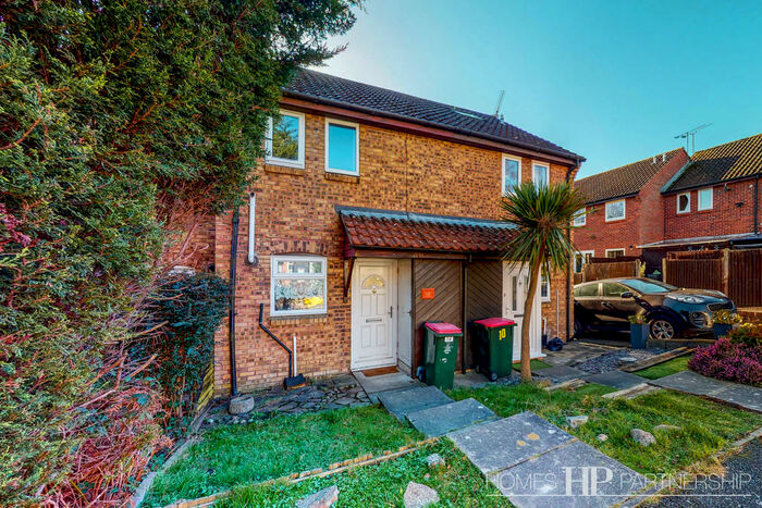 2 Bedroom Terraced House To Rent In The Acorns, Broadfield, Crawley, RH11