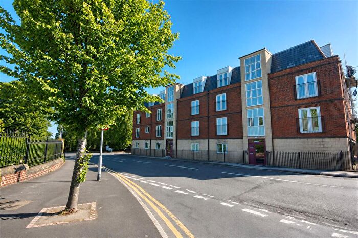 2 Bedroom Flat For Sale In North Road, Cowley Hill, St Helens, Park View Apartments, Flat, North Road Cowley Hill, St Helens, Merseyside, WA10