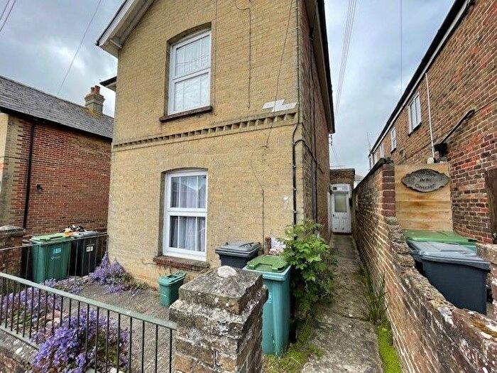 1 Bedroom Property To Rent In Latimer Road, Ryde, PO33