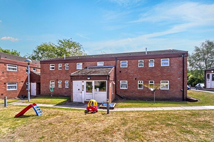 2 Bedroom Flat For Sale In The Furlong, Darlaston, Wednesbury, WS10