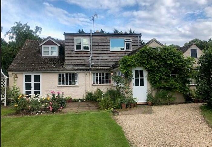 4 Bedroom Cottage For Sale In Cassington, Oxfordshire, OX29