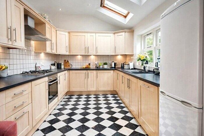 7 Bedroom Terraced House To Rent In Derby Road, Lenton, Nottingham, NG7