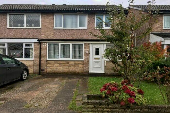 3 Bedroom Semi-Detached House To Rent In Heversham Avenue, Preston, PR2