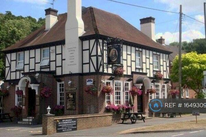 1 Bedroom Flat To Rent In London Road, Sayers Common, Hassocks, BN6